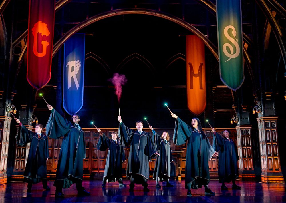 Harry Potter and the Cursed Child School Trip Middle Image