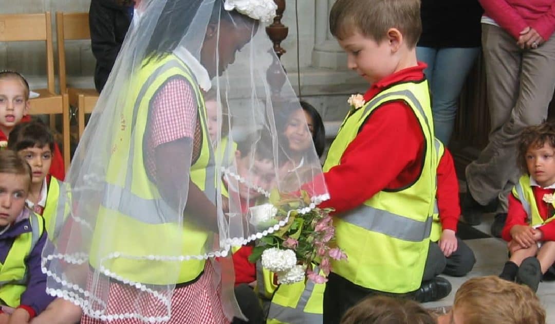 St Albans Cathedral Nursery and Early Years Art & Craft Activities