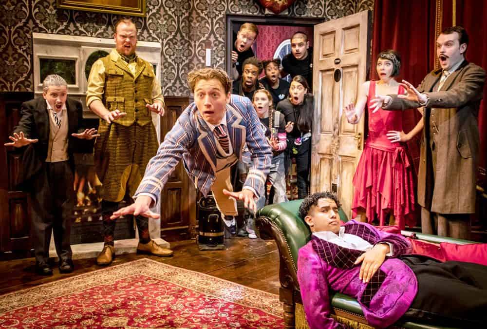 Watch The Play That Goes Wrong’s New Trailer