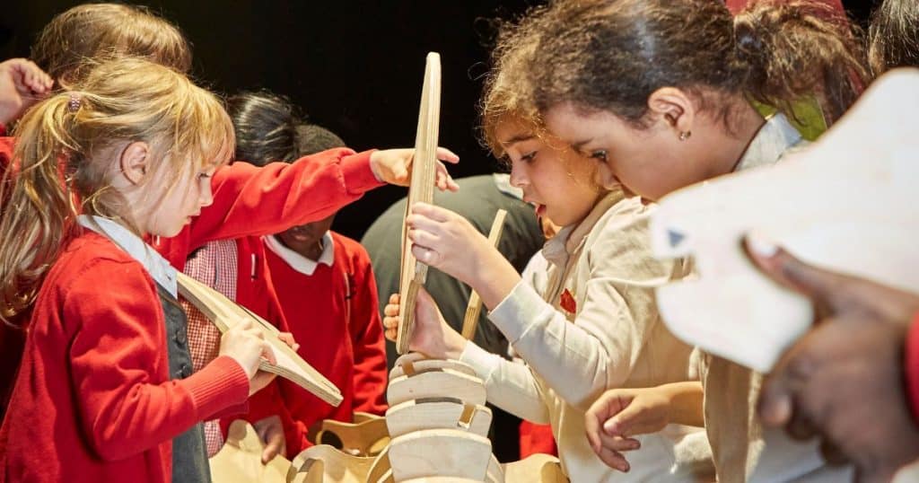 The School Trip Natural History Museum Workshop social 1 1200x630 323