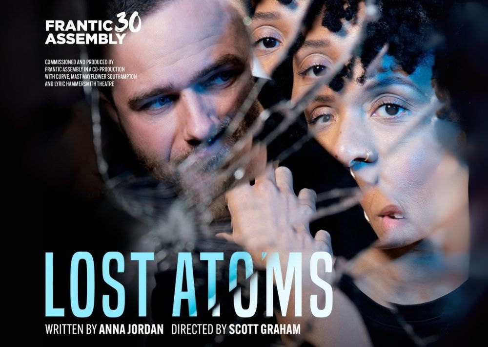 Lost Atoms – Liverpool Playhouse, Liverpool School Trip Middle Image